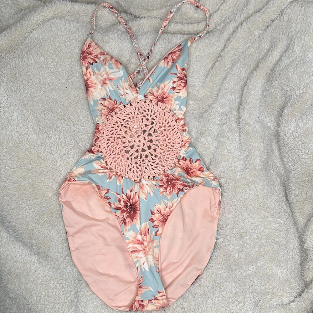 Frankies Bikinis - Picture 11 of 16